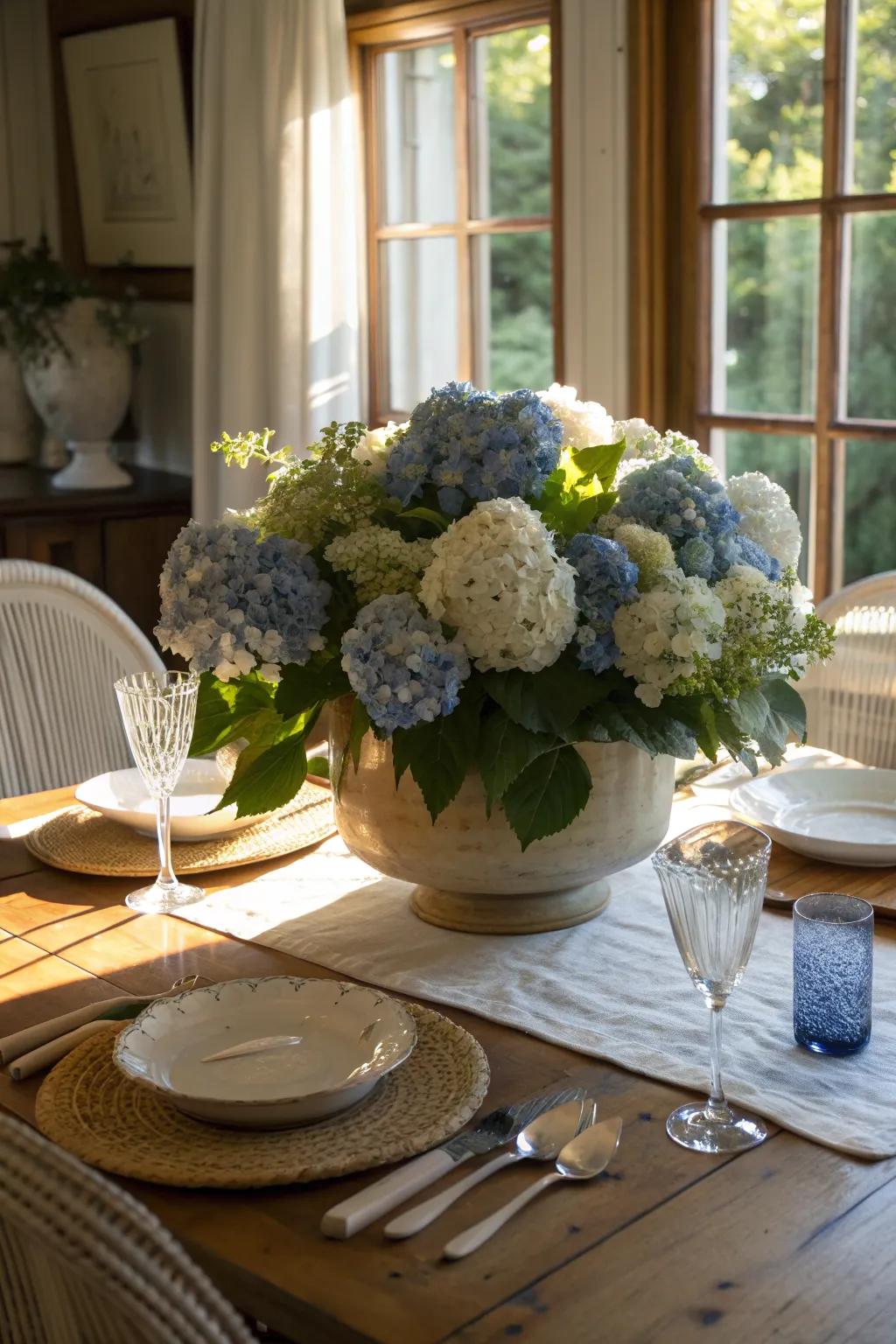 Hydrangea Table Setup Hydrangea Arrangement Ideas: Fresh Ways to Style Your Blooms at Home