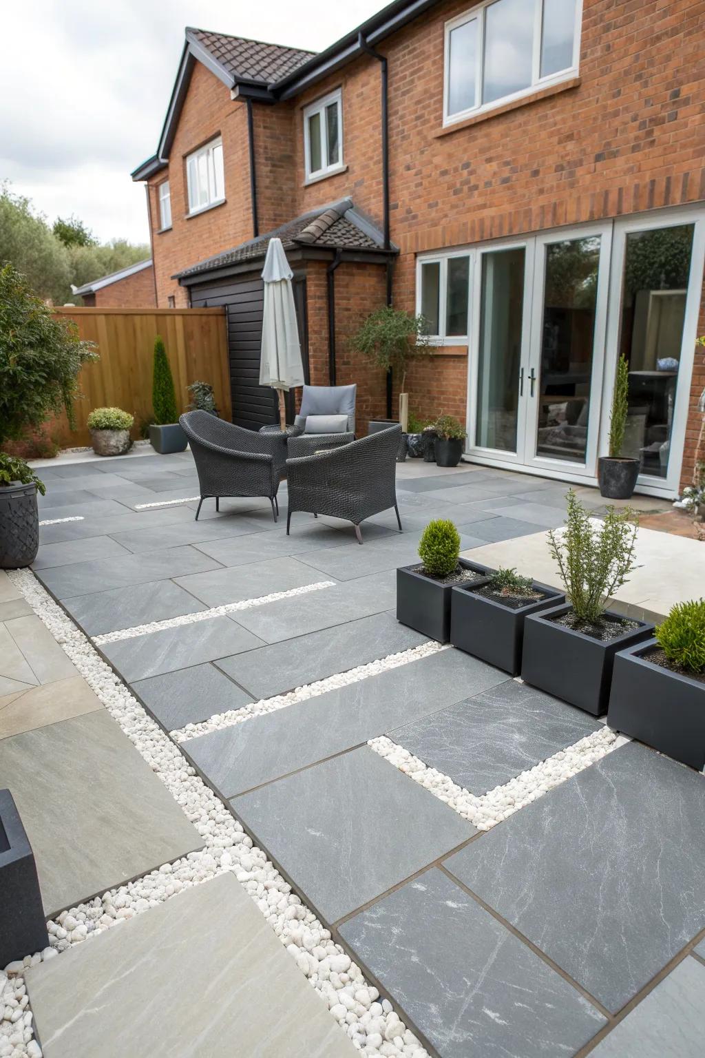 18+ Slate Patio Ideas: Transform Your Outdoor Space With Stylish Surfaces