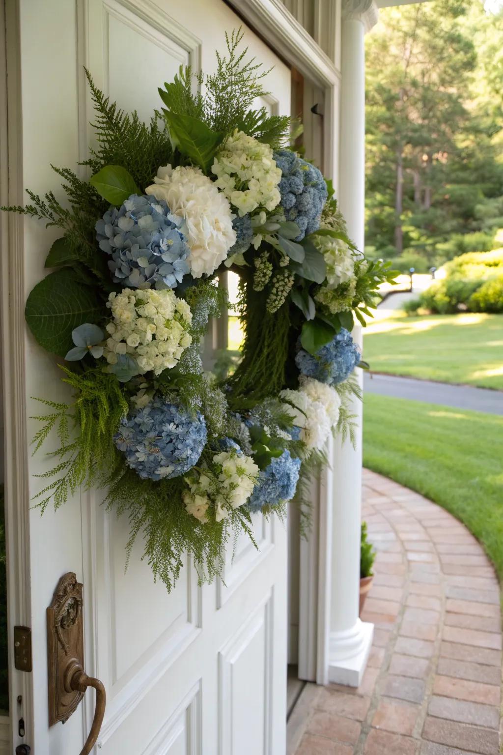 Hydrangea Arrangement Ideas: Fresh Ways to Style Your Blooms at Home